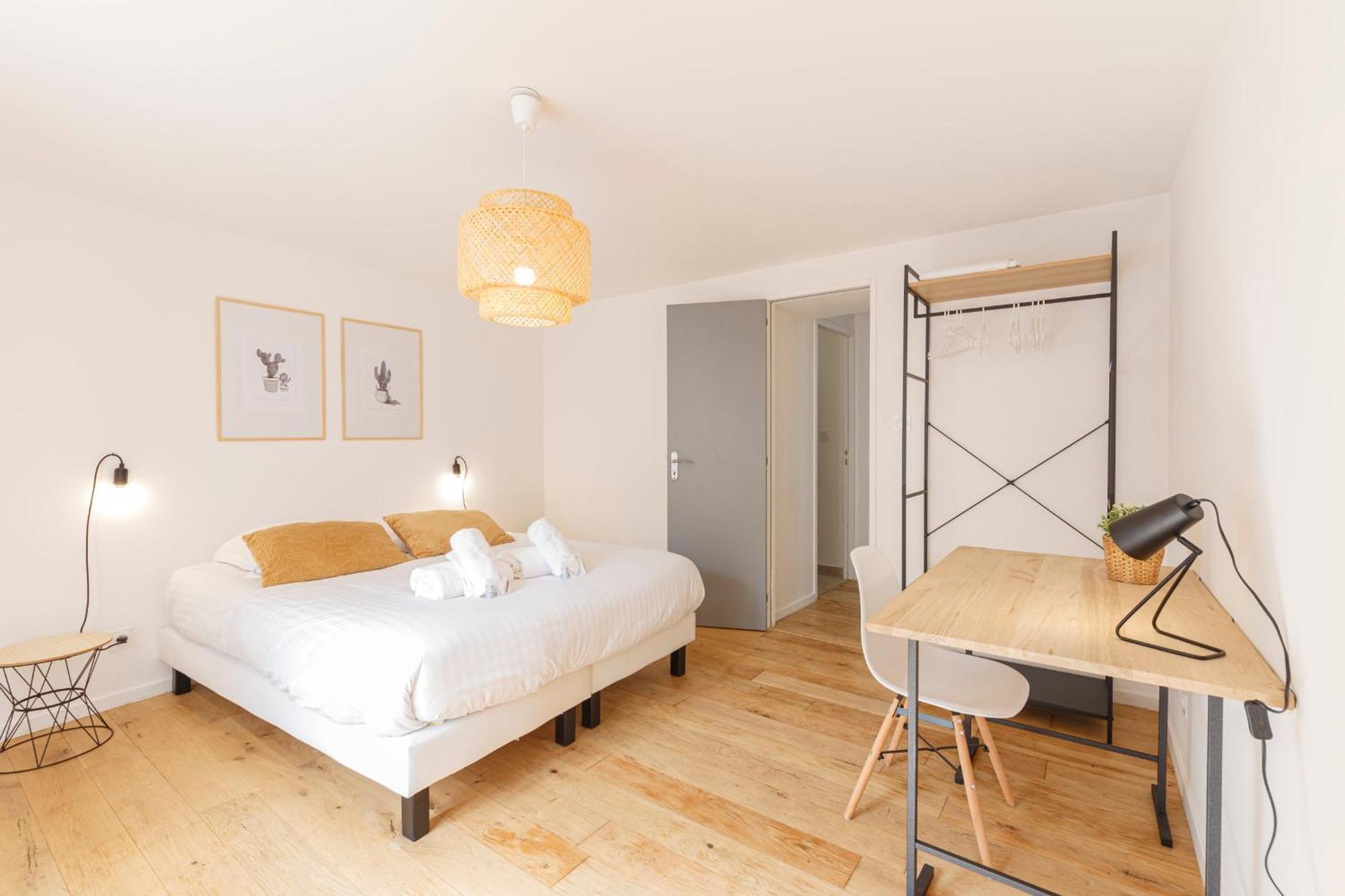 Apartment Le Topaze Wifi Patio Centre-Ville Angers
