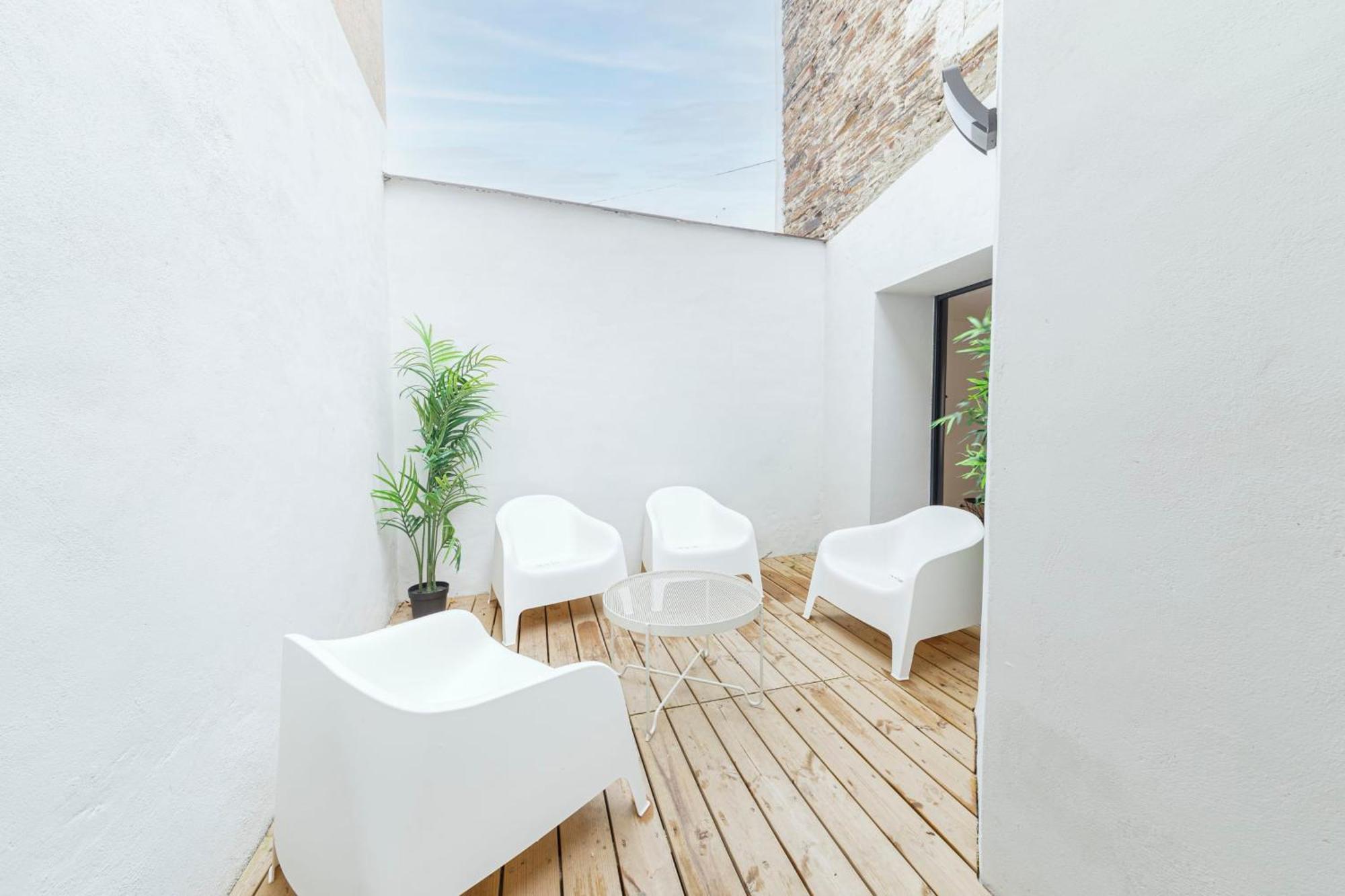 Le Topaze Wifi Patio Centre-Ville Apartment